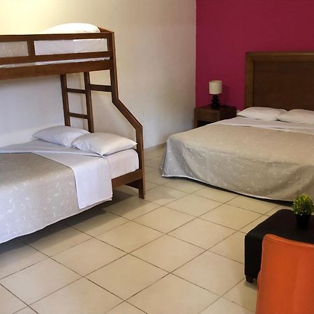 Huichihuayán Hotel Vista Verde מראה חיצוני תמונה