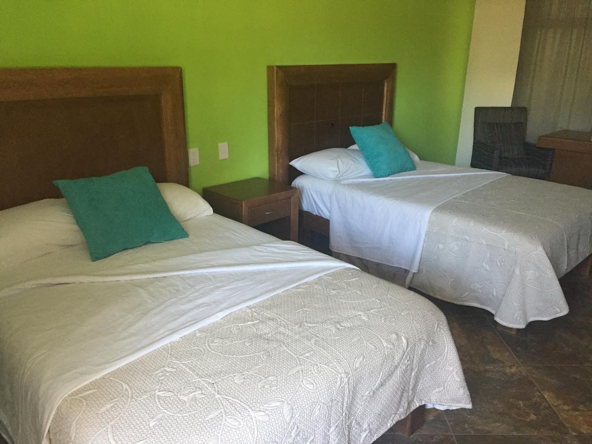 Huichihuayán Hotel Vista Verde מראה חיצוני תמונה