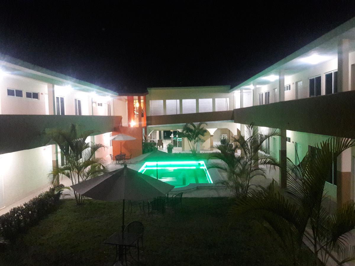 Huichihuayán Hotel Vista Verde מראה חיצוני תמונה